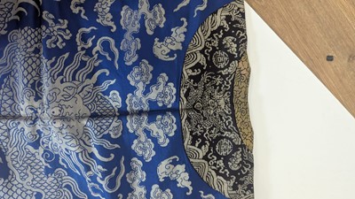 Lot 160 - A Chinese brocade-weave dragon robe