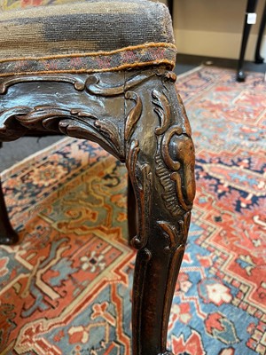Lot 6 - A pair of George II mahogany side chairs