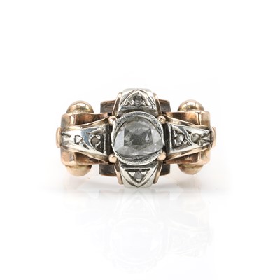 Lot 91 - A diamond dress ring, c.1940s