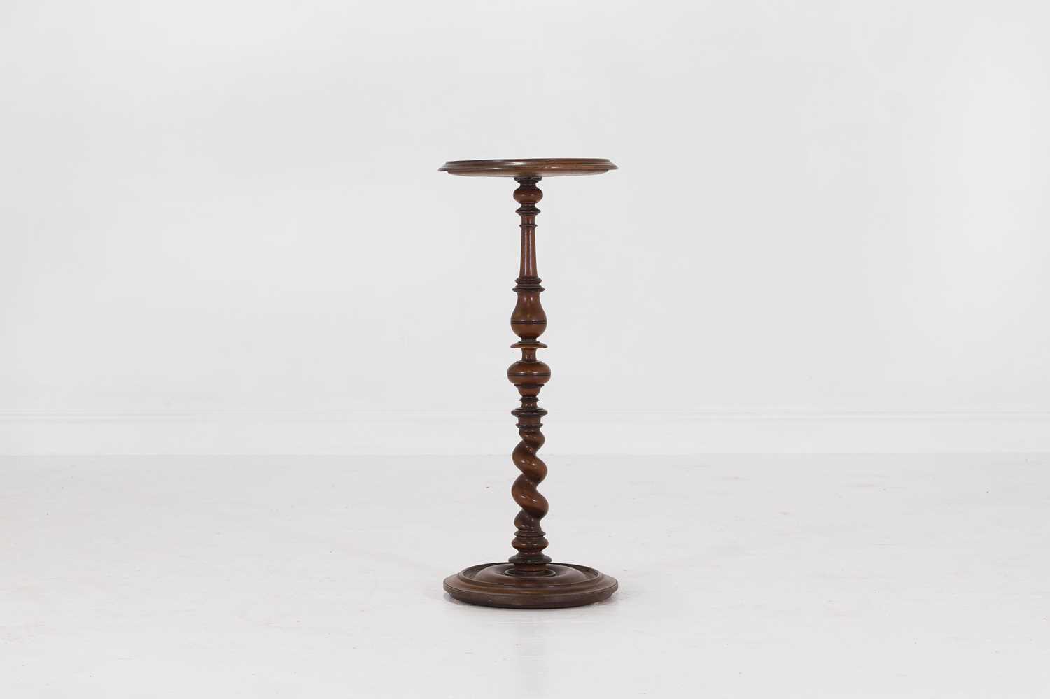 Lot 35 - A William and Mary turned walnut candlestand