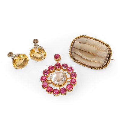 Lot 210 - A group of jewellery