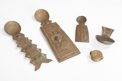 Lot 279 - A collection of metalwares