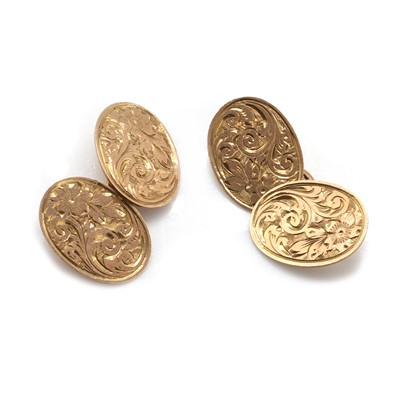 Lot 518 - A pair of 9ct gold cufflinks