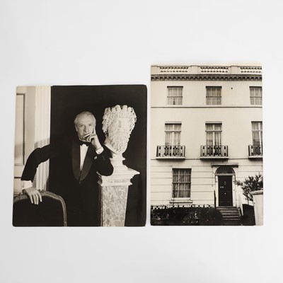 Lot 184 - 'Cecil Beaton at Home' press photographs