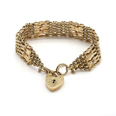 Lot 502 - A 9ct gold gate bracelet