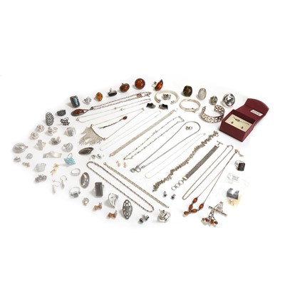 Lot 458 - A large group of silver jewellery
