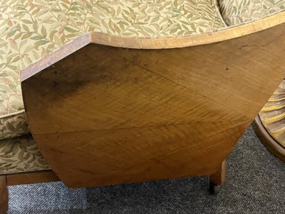 Lot 11 - Arts and Crafts