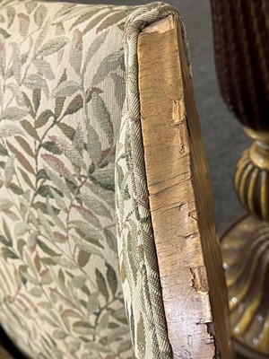 Lot 11 - Arts and Crafts