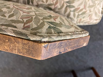 Lot 11 - Arts and Crafts