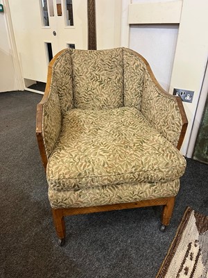 Lot 11 - Arts and Crafts