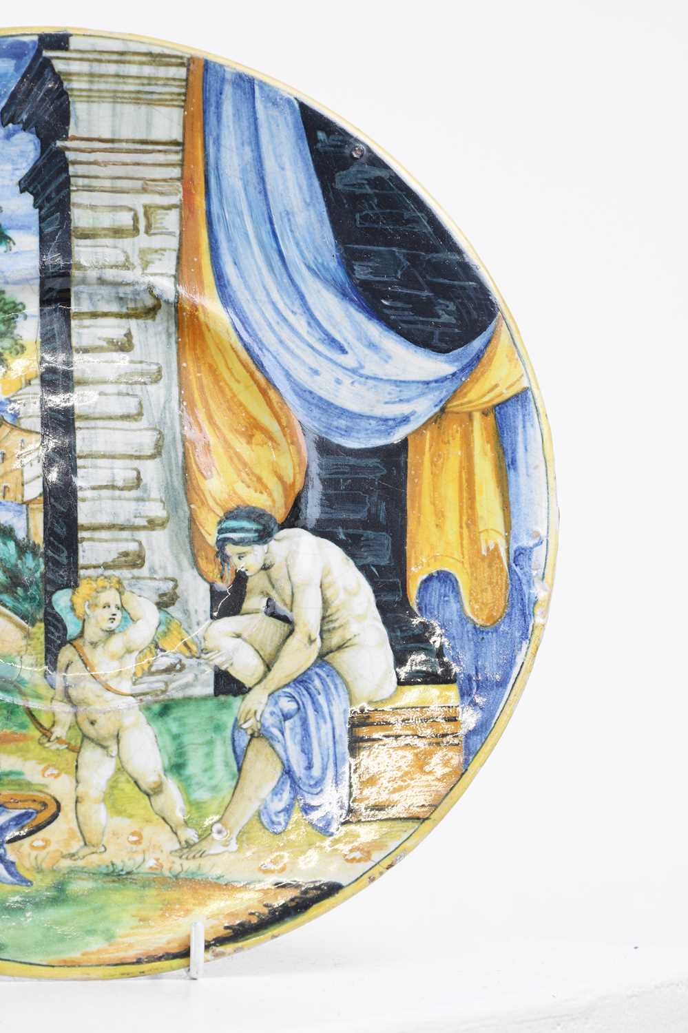 Lot 113 - An Urbino maiolica mythological istoriato plate