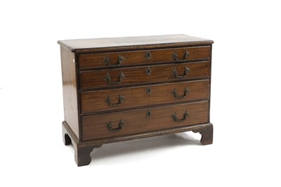 Lot 511 - A George III mahogany chest of drawers