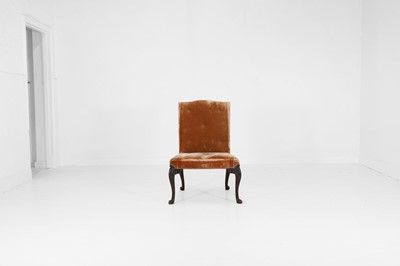 Lot 254 - A George III-style mahogany side chair
