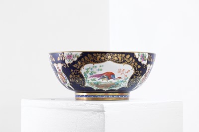 Lot 223 - A Worcester First Period porcelain punchbowl
