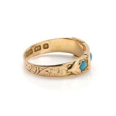 Lot 32 - A 15ct gold turquoise buckle ring