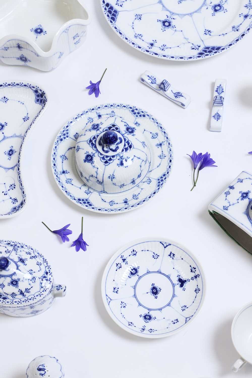 Lot 207 - An extensive Royal Copenhagen 'Blue Fluted' porcelain service