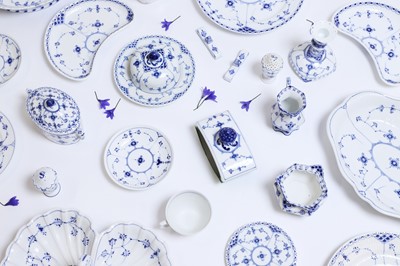 Lot 207 - An extensive Royal Copenhagen 'Blue Fluted' porcelain service
