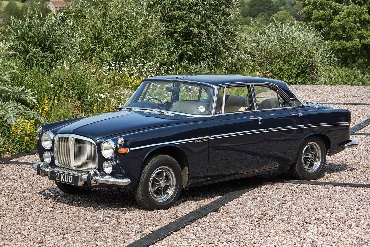 Lot 368 - A 1969 Rover P5B coupé