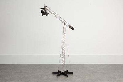 Lot 5 - An adjustable crane floor light