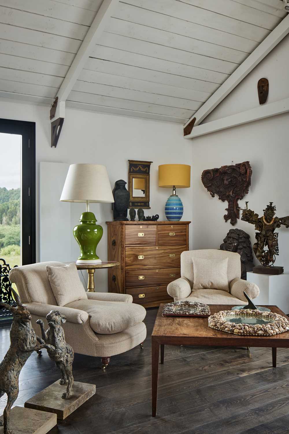 Lot 125 - A Howard & Sons armchair