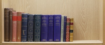 Lot 42 - GUNS & SHOOTING (10 Titles)
