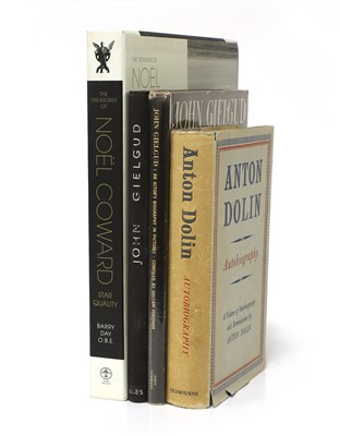 Lot 362 - John GIELGUD (Signed): 1- An Actor's Biography in Pictures.