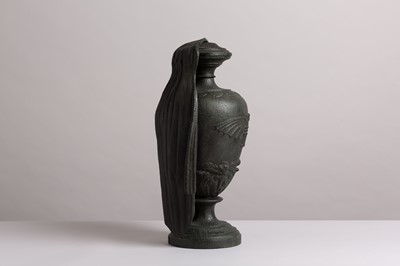 Lot 130 - A large cast iron 'funerary' urn