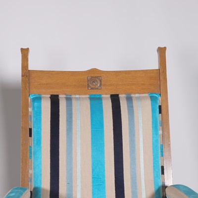 Lot 12 - Arts and Crafts
