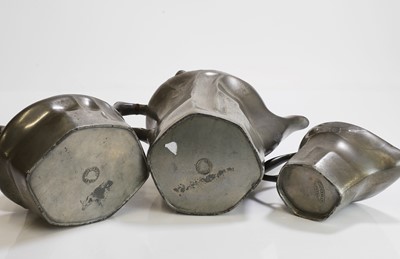 Lot 22 - Kayserzinn