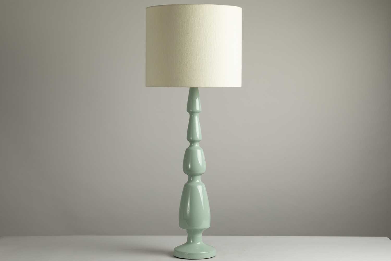 Lot 32 - An aquamarine-lacquered table lamp