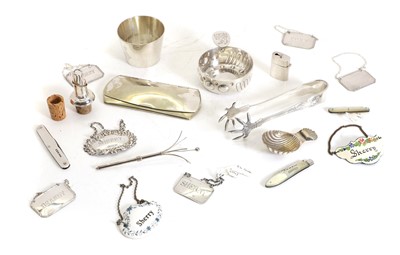 Lot 66 - A silver tasting cup
