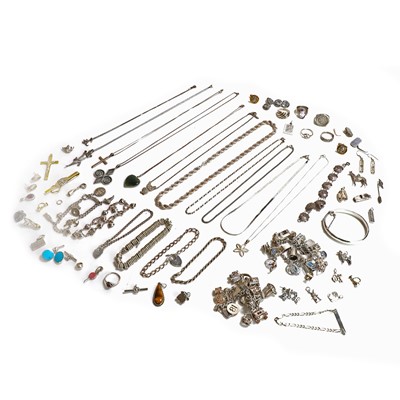 Lot 453 - A group of silver jewellery