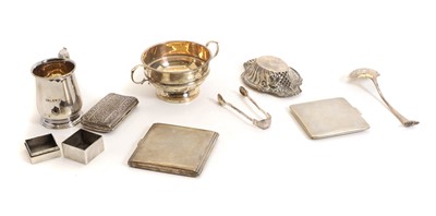 Lot 12 - A collection of silver items
