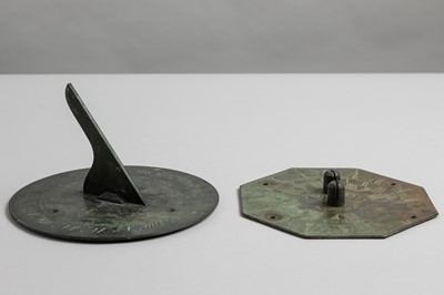 Lot 436 - A bronze sundial