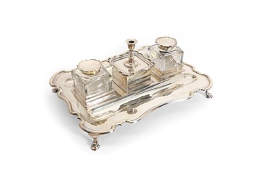 Lot 72 - A silver desk stand
