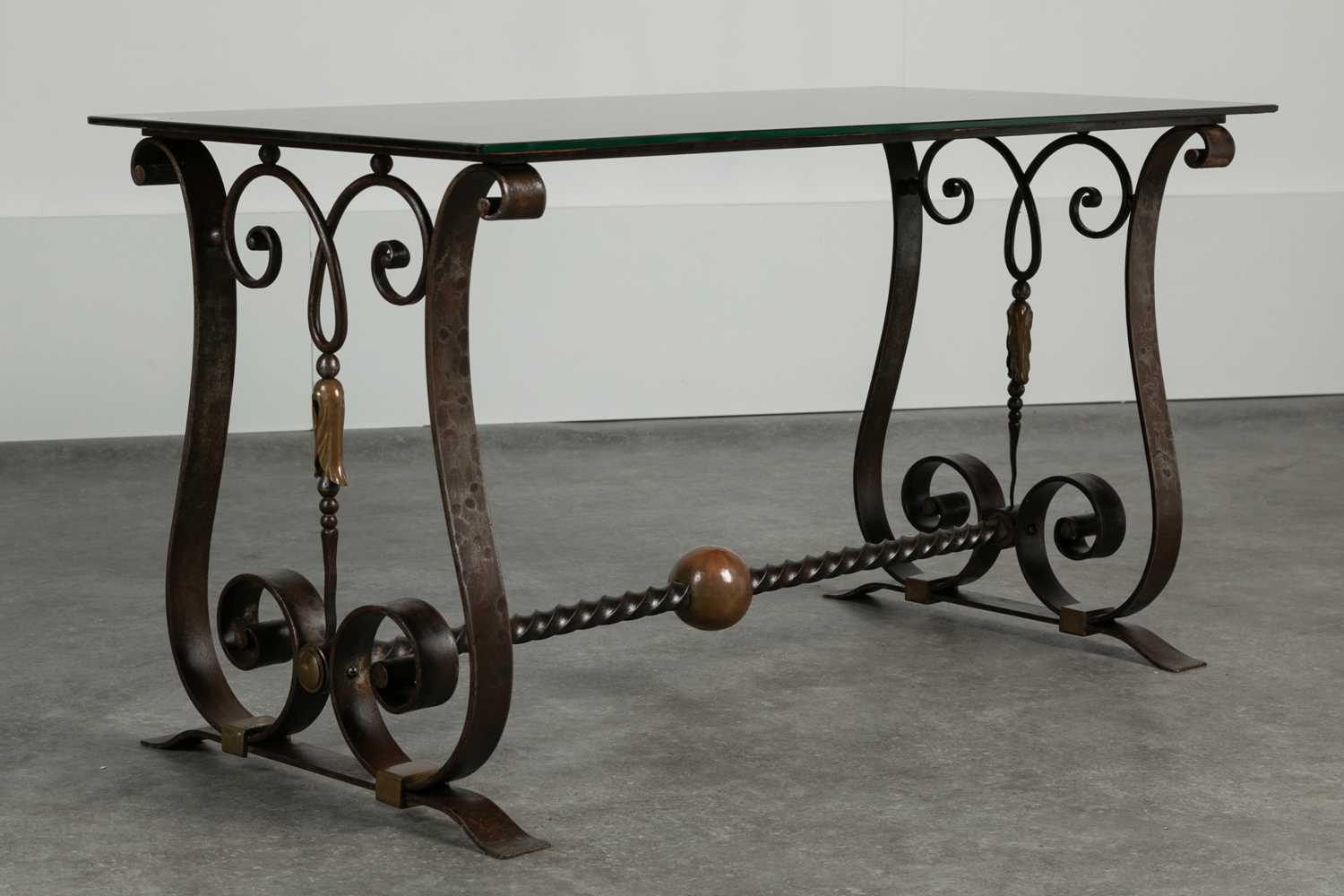 Lot 98 - A wrought-iron coffee table