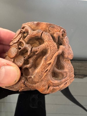 Lot 77 - A carved bamboo libation cup