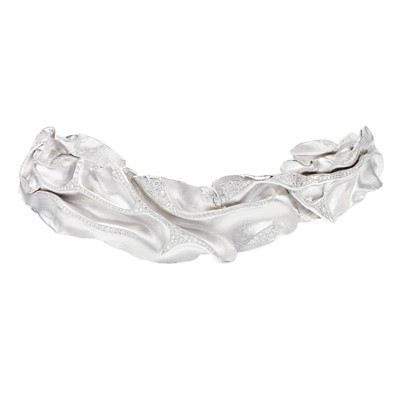 Lot 251 - Ken Bolan and Marinette Domon: a white gold diamond 'Touche de Soie' collar