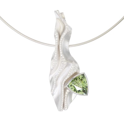 Lot 257 - Ken Bolan and Marinette Domon: a diamond and green tourmaline 'Touche de Soie' pendant necklace