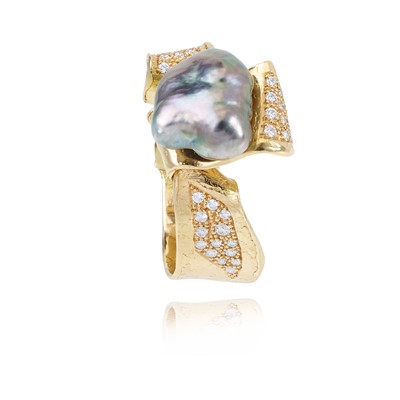 Lot 266 - Ken Bolan and Marinette Domon: a rose gold, Tahitian pearl and diamond 'Baroque' ring