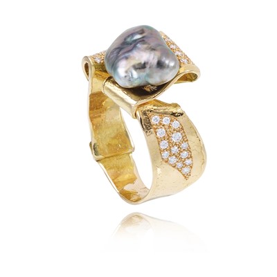 Lot 266 - Ken Bolan and Marinette Domon: a rose gold, Tahitian pearl and diamond 'Baroque' ring