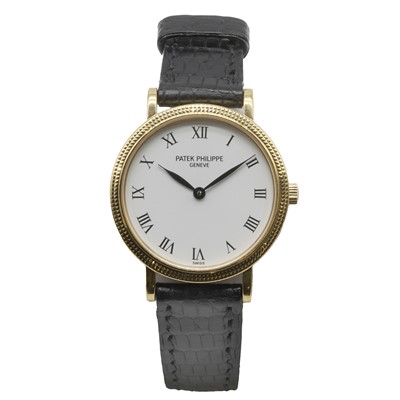 Lot 286 - A ladies' 18ct gold Patek Philippe Calatrava quartz bracelet watch