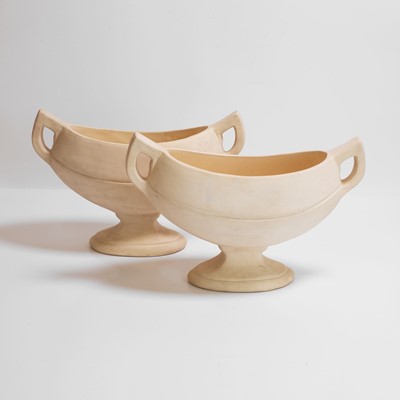 Lot 172 - Fulham Pottery