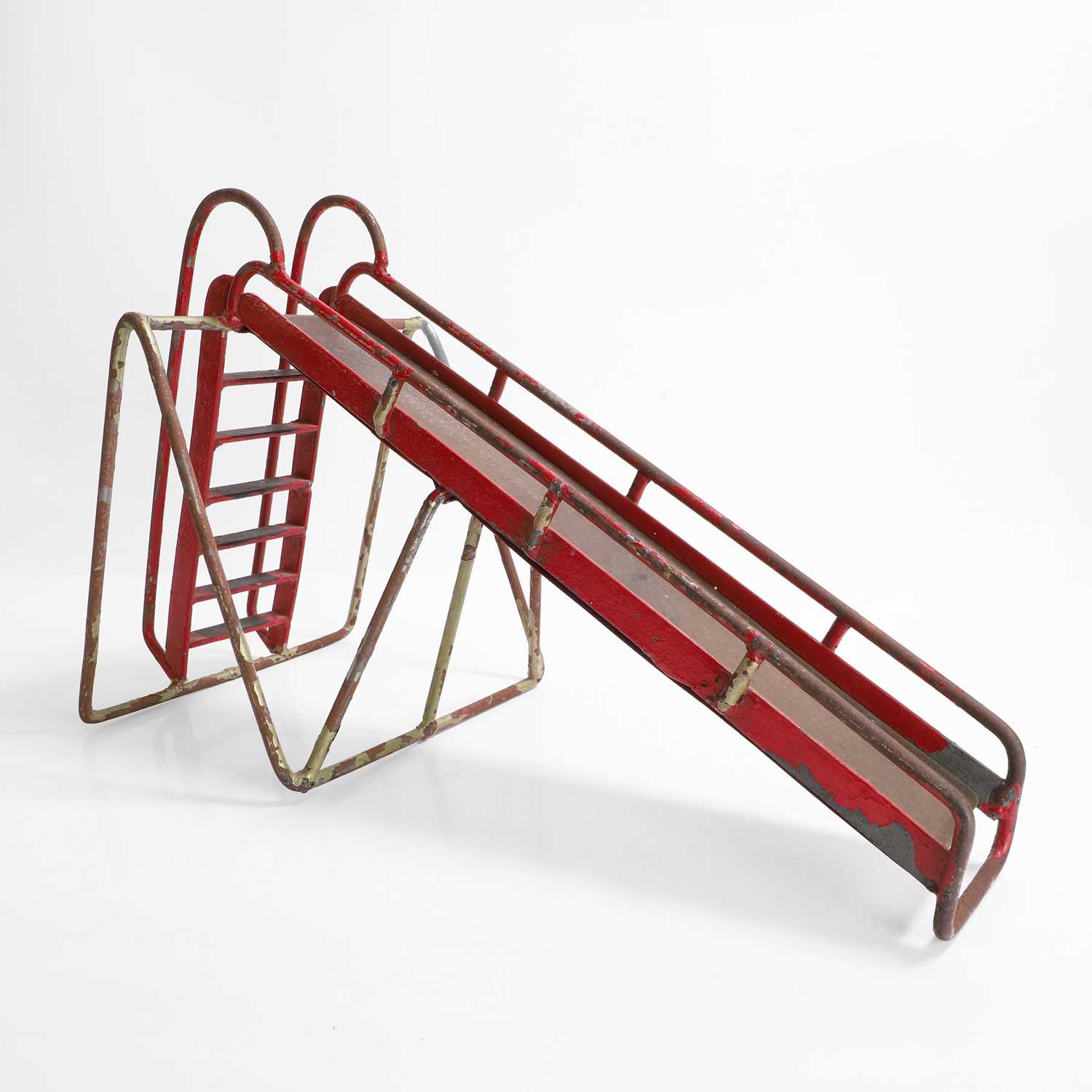 Lot 109 - A circus slide for performing parrots