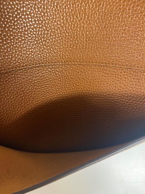 Lot 1472 - Mulberry Chiltern oak grain leather travel bag