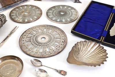 Lot 88 - Two silver photograph frames