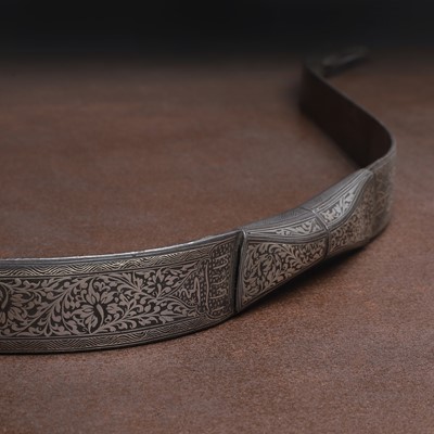 Lot 341 - An Indian steel bow