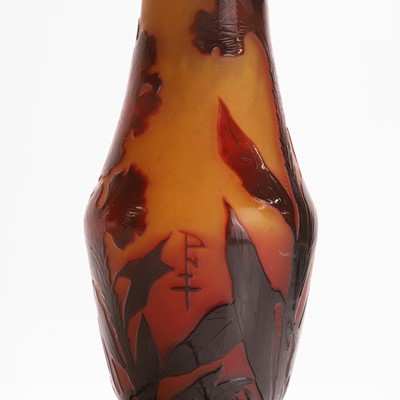 Lot 66 - A cameo glass lamp