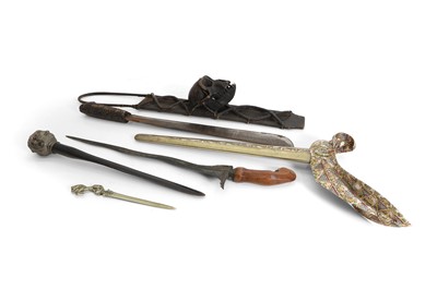 Lot 337 - A Kris ceremonial sword and scabbard