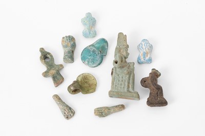 Lot 191 - A group of small ancient and later faience and glass pieces